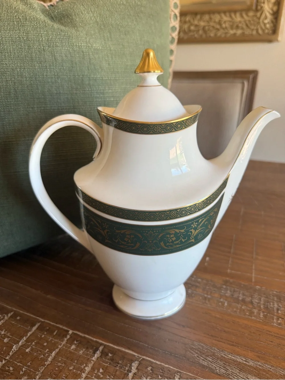 Royal Doulton Vanborough Green Gold Coffee Pot Tea H4992 Vintage England w/Lid